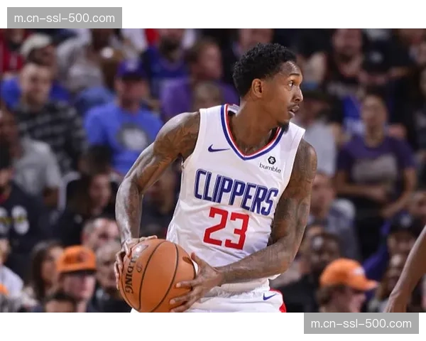 快船伦纳德乔治无球配合 锋线主导节奏的控场模式分析